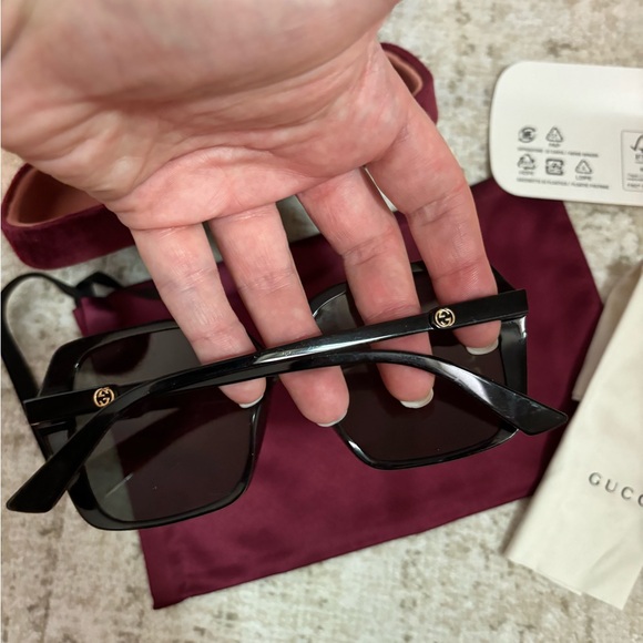 Authentic GUCCI sunglasses - Picture 4 of 4